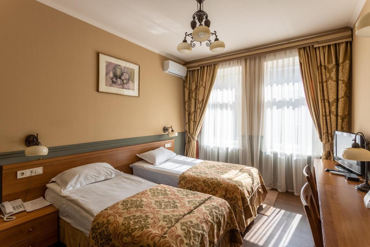 Frapolli Hotel On Deribasivska Street Odessza Kültér fotó