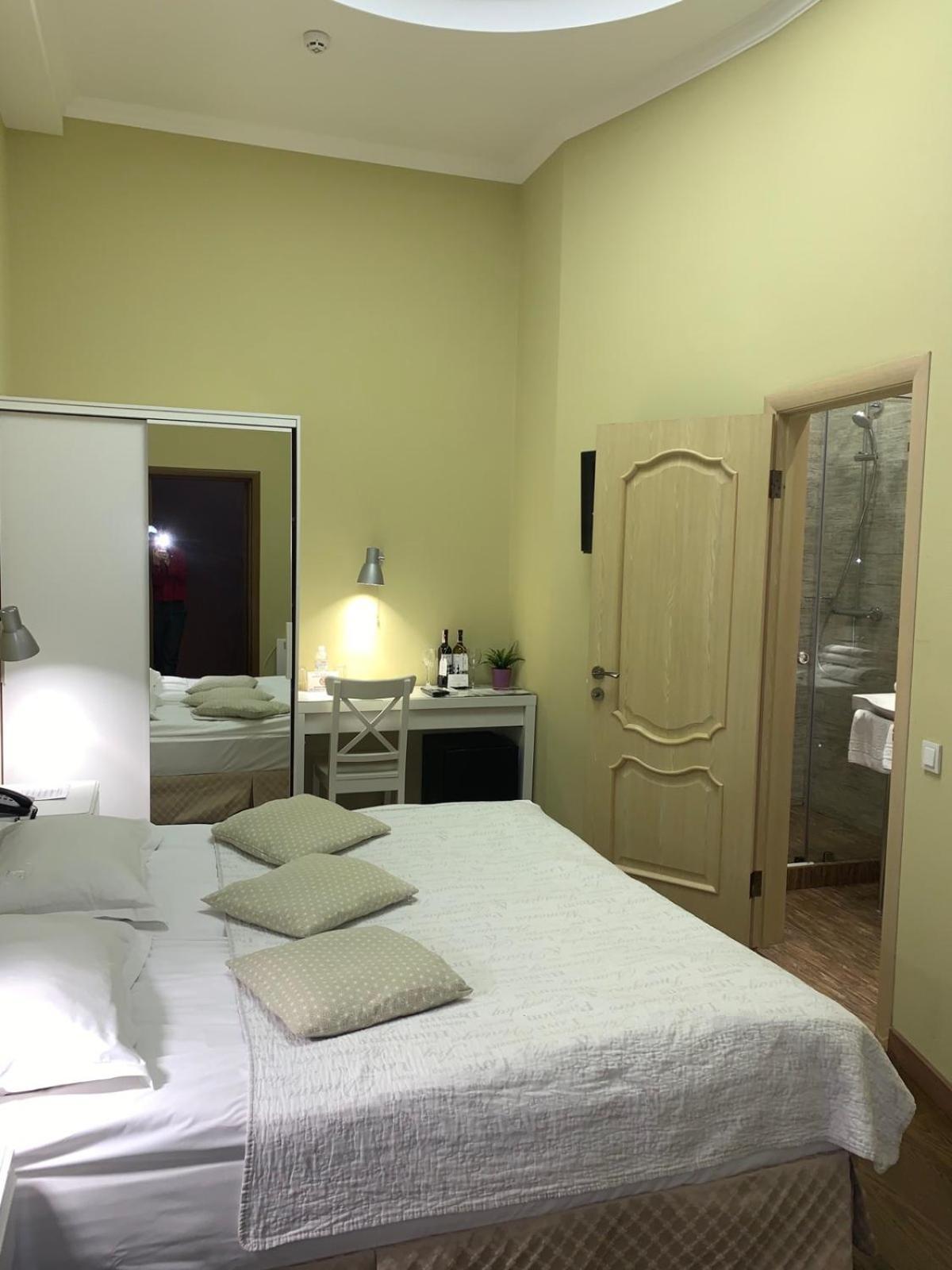 Frapolli Hotel On Deribasivska Street Odessza Kültér fotó