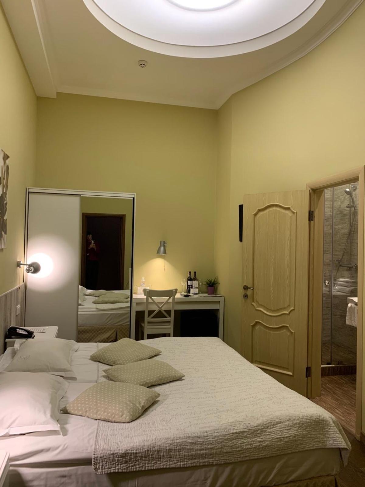 Frapolli Hotel On Deribasivska Street Odessza Kültér fotó