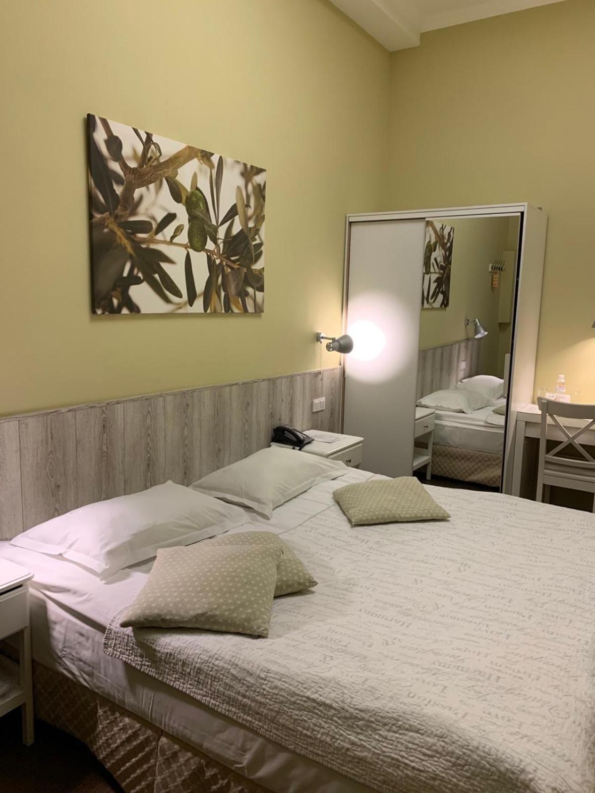 Frapolli Hotel On Deribasivska Street Odessza Kültér fotó