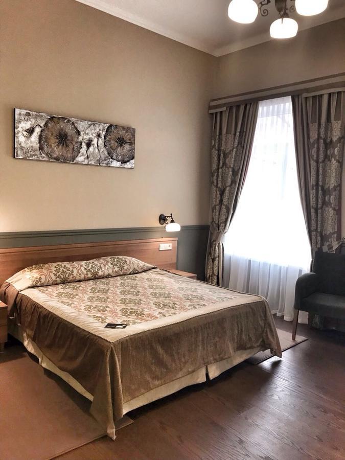 Frapolli Hotel On Deribasivska Street Odessza Kültér fotó