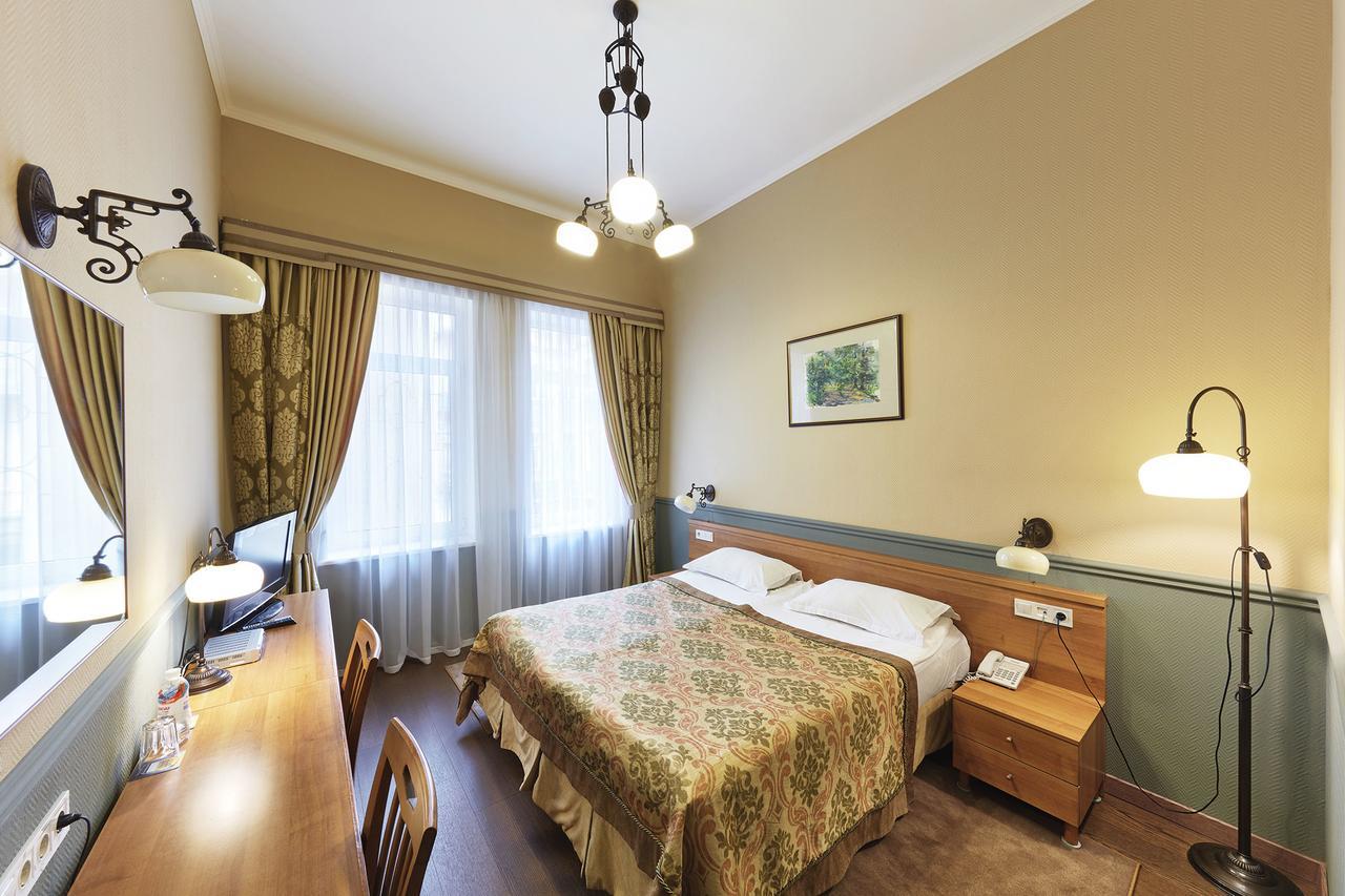 Frapolli Hotel On Deribasivska Street Odessza Kültér fotó