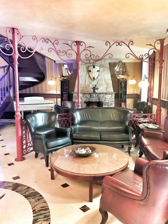 Frapolli Hotel On Deribasivska Street Odessza Kültér fotó